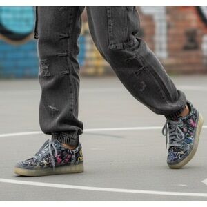 DKNY Graffiti EMZ Black Multi Platform Sneaker Preloved